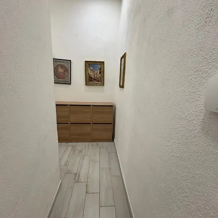 House Pulcinella Centro Storico Апартаменты Неаполь