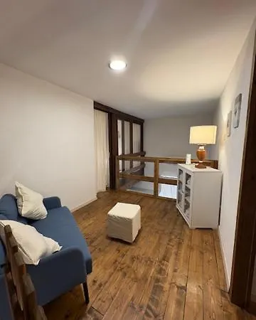 House Pulcinella Centro Storico Апартаменты *