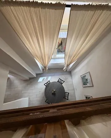 House Pulcinella Centro Storico Неаполь